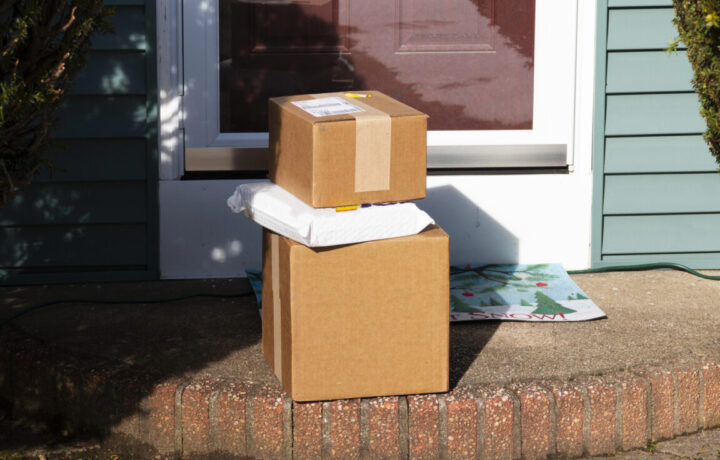 Paketdiebstahl, Lieferfrust, Abstellgenehmigung: Wie man Zustellungen in der Stadt wirklich sicher organisiert